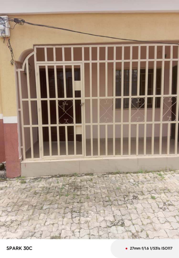 2 Bedroom Apartment in Rd Safety Estate, Kuje. - image 1